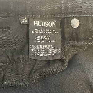 HUDSON midrise ankle s.s raw hem, black color, woman Size 26.